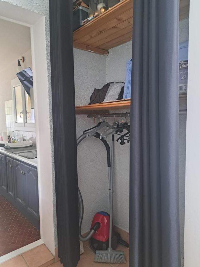 Studio Avec Jardin A 5 Min Du Parc Walibi Roquefort  Екстер'єр фото